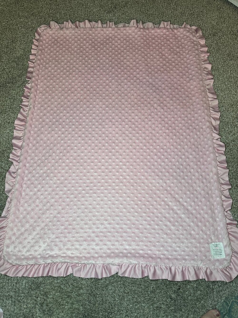 Carters Child Of Mine Baby Blanket Pink Bumpy Minky Dot Satin Ruffle Trim patch